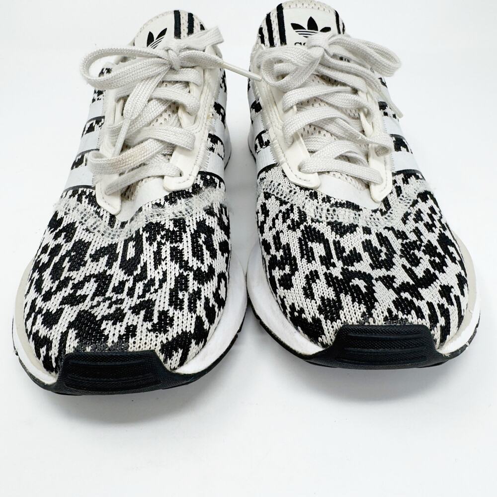 Adidas Women's Swift Run Black & White Leopard Print Sneakers 8.5 - Picture 3 of 7